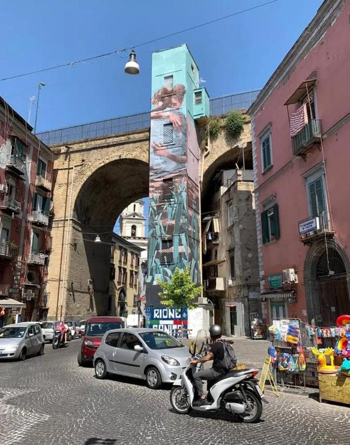 Dimora Della Sanita' Villa Napoli Bagian luar foto